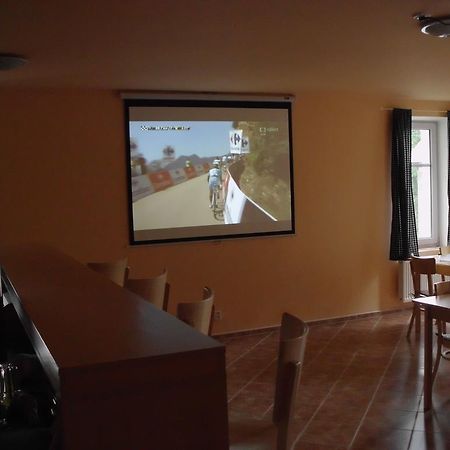 Apartmany Doma Janov nad Nisou Buitenkant foto