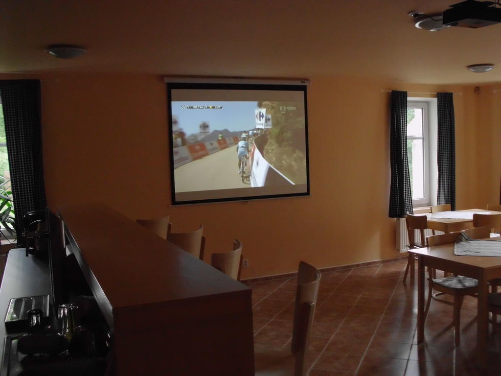 Apartmany Doma Janov nad Nisou Buitenkant foto
