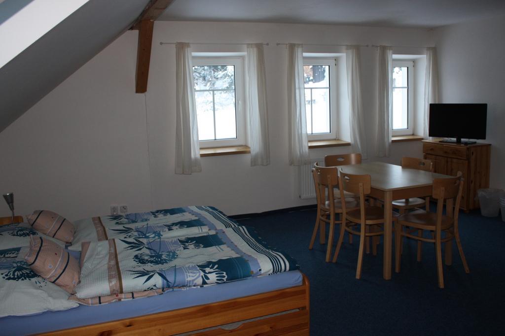 Apartmany Doma Janov nad Nisou Kamer foto